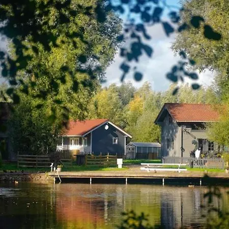 Autour De L'etang 79 Feriehus *